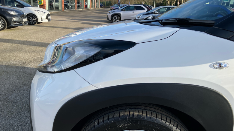 Toyota Aygo X 1.0 VVT-i Edge 5dr Petrol Hatchback